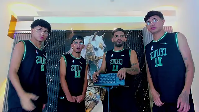 Dominic Max  online show from October 31, 2025, 8:44 am