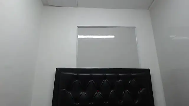 AshleyVanessaRx online show from September 15, 2025, 1:33 pm