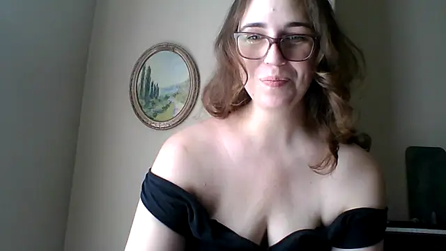 sweetsocalgirl online show from July 3, 2026, 9:43 pm