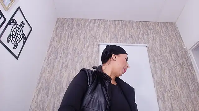 abbypratt online show from October 11, 2025, 7:15 pm