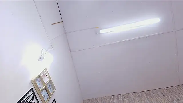 abbypratt online show from October 1, 2025, 7:18 pm