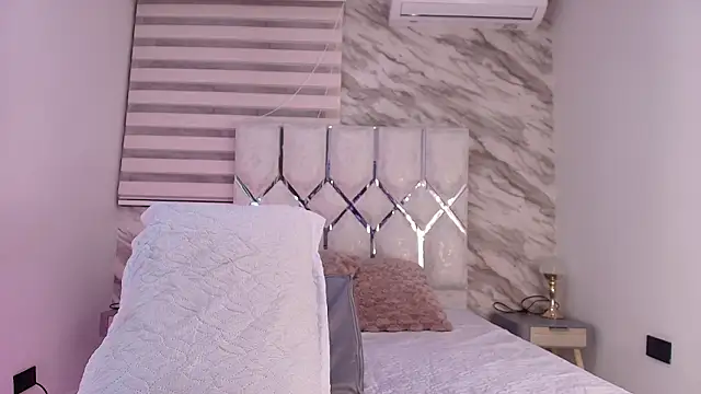 Snapshot of cataleya_ebony_ chatting on February 17, 2026, 3:04 am cataleya ebony online show from February 17, 2026, 3:04 am