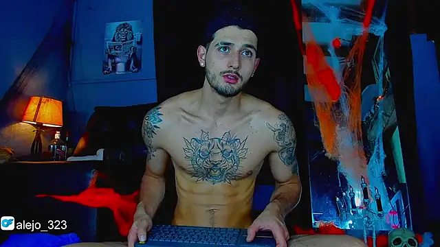 Snapshot of alejo__323__ chatting on October 30, 2025, 6:55 am alejo  323   online show from October 30, 2025, 6:55 am