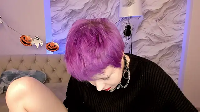 CarolineRichter online show from October 24, 2025, 3:16 am