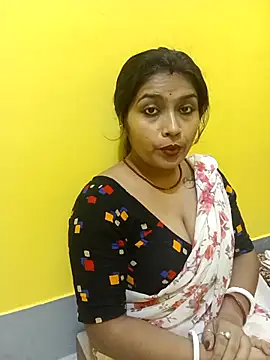 Snapshot of Naughty-Chaaya chatting on September 20, 2025, 6:02 pm Naughty-Chaaya online show from September 20, 2025, 6:02 pm