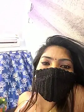 Snapshot of priya_26 chatting on December 20, 2025, 2:14 am priya 26 online show from December 20, 2025, 2:14 am