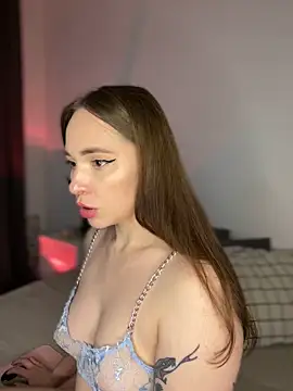 AlexaSpark  online show from September 27, 2025, 6:14 pm