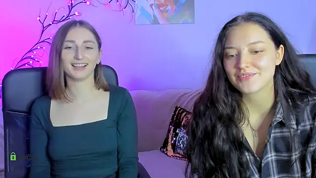 eva smiith  online show from October 10, 2025, 10:27 am