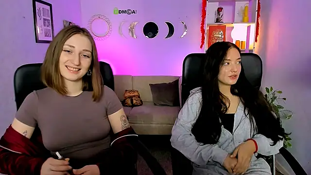 eva smiith  online show from April 14, 2026, 5:45 am