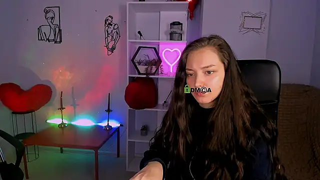 eva smiith  online show from January 14, 2026, 6:50 am