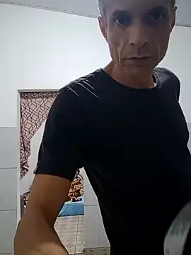 BrenoAvelar online show from May 22, 2026, 3:59 am