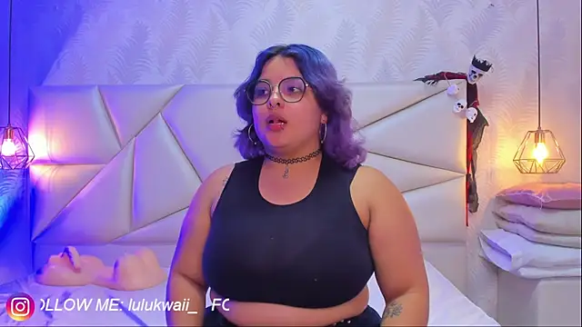 lulukawai16 online show from October 15, 2025, 7:11 pm