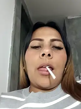 camila rogue online show from October 3, 2025, 1:56 pm