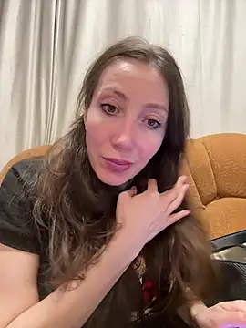 HellaryTourent online show from February 14, 2026, 6:19 pm