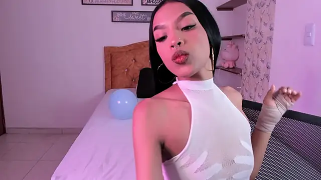 carley lux online show from September 16, 2025, 2:07 pm