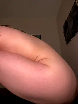 Bambi-Live online show from September 19, 2025, 6:56 pm