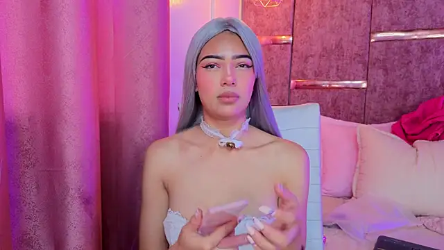 amberthangels online show from September 17, 2025, 11:56 am