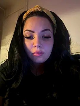 sexybunny18255 online show from October 6, 2025, 7:03 pm