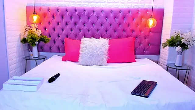 Snapshot of amber_sparkle chatting on September 16, 2025, 12:39 pm amber sparkle online show from September 16, 2025, 12:39 pm