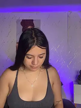 chloekitty69 online show from October 27, 2025, 11:22 am