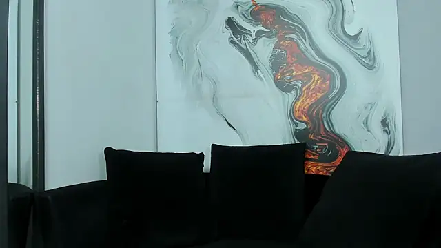 Snapshot of Charlottegray_1 chatting on September 27, 2025, 12:00 pm Charlottegray 1 online show from September 27, 2025, 12:00 pm