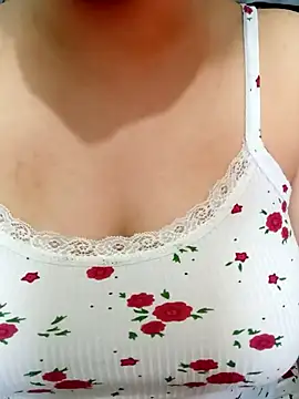 Queen-15 online show from February 25, 2026, 12:11 am