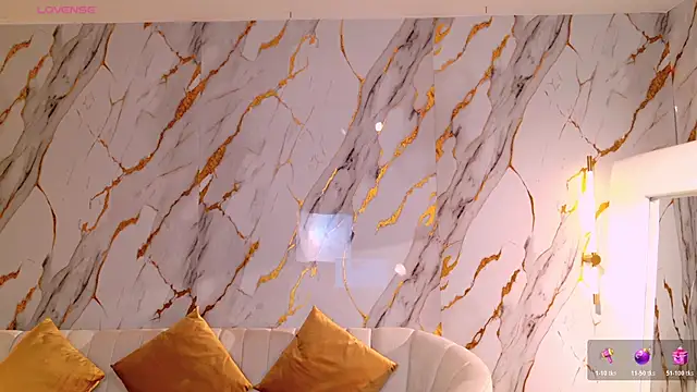 Snapshot of AgathaKondo_ chatting on October 26, 2025, 8:31 pm AgathaKondo  online show from October 26, 2025, 8:31 pm