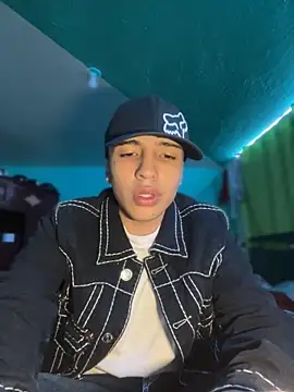 Snapshot of pabonsito chatting on October 4, 2025, 2:02 am pabonsito online show from October 4, 2025, 2:02 am