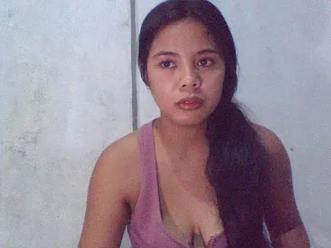 Snapshot of sweet_heaven00 chatting on February 3, 2026, 2:00 am sweet heaven00 online show from February 3, 2026, 2:00 am