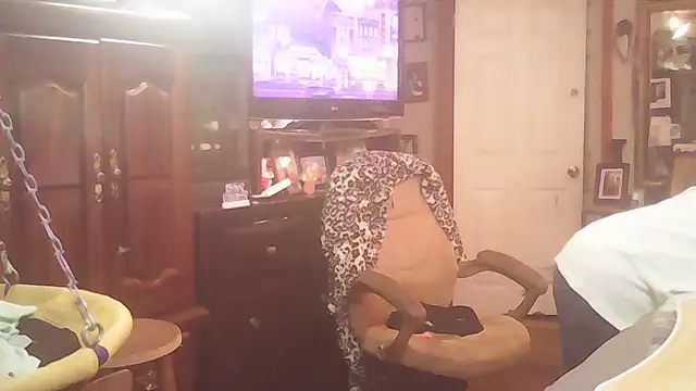 Snapshot of BonnienClyde5421 chatting on February 26, 2026, 8:53 pm BonnienClyde5421 online show from February 26, 2026, 8:53 pm