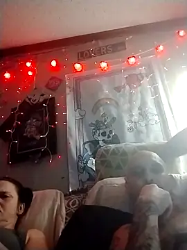 Snapshot of BonnienClyde5421 chatting on February 17, 2026, 1:14 am BonnienClyde5421 online show from February 17, 2026, 1:14 am