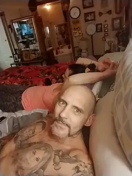 Snapshot of BonnienClyde5421 chatting on March 3, 2026, 12:39 am BonnienClyde5421 online show from March 3, 2026, 12:39 am