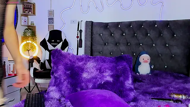 Katherine Rose online show from September 27, 2025, 11:33 pm