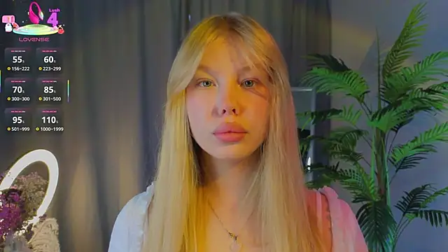 emilyshepar d online show from September 26, 2025, 3:24 am