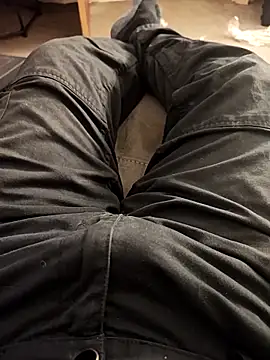 hubbyfun19 online show from September 27, 2025, 5:57 am