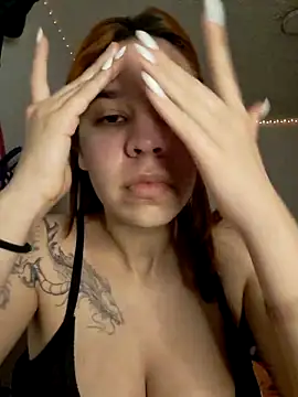 -Miaa  online show from September 17, 2025, 11:56 am