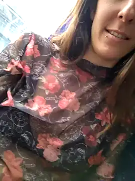 sweetsinxxx online show from November 1, 2025, 9:08 pm