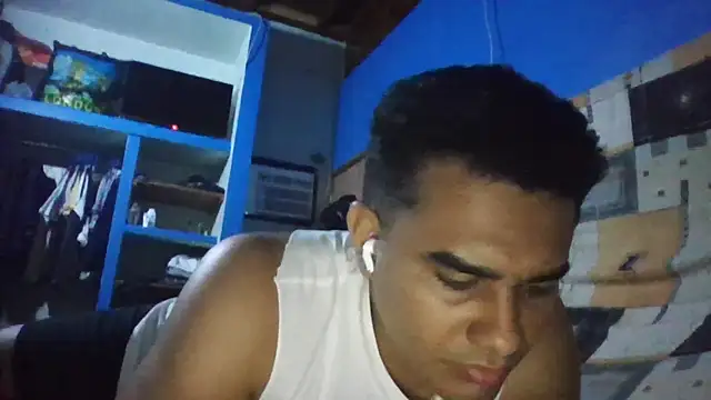 Edward chubby online show from September 11, 2025, 3:17 am