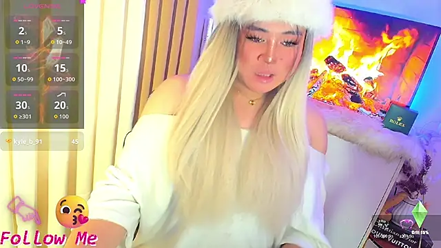 ursexy ceciliaxx online show from July 4, 2026, 9:52 pm