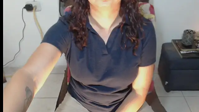 Milf Valeria online show from January 13, 2026, 5:28 pm