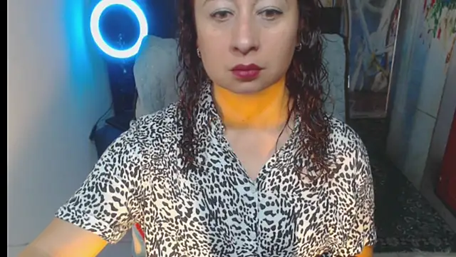 Milf Valeria online show from November 20, 2025, 2:29 pm