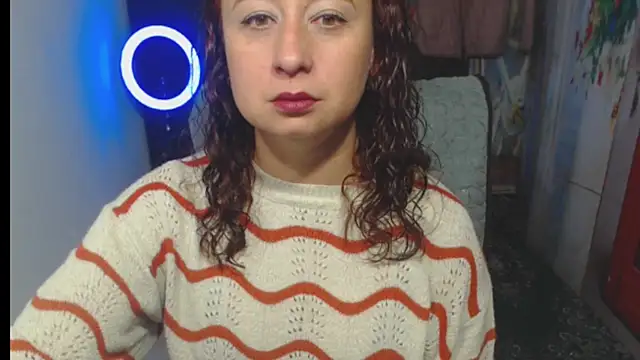 Milf Valeria online show from November 19, 2025, 4:07 pm