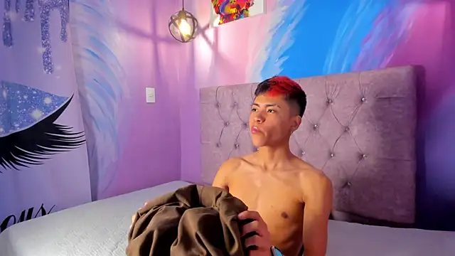 MaxiWildd online show from September 26, 2025, 12:45 pm