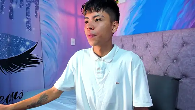 Snapshot of MaxiWildd chatting on February 16, 2026, 12:37 pm MaxiWildd online show from February 16, 2026, 12:37 pm