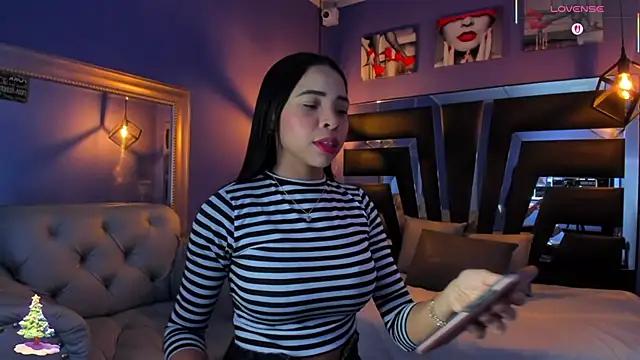 anne-brown13 online show from December 4, 2025, 1:43 pm