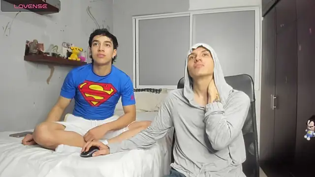 Snapshot of Noxx_starkK chatting on October 6, 2025, 1:51 am Noxx starkK online show from October 6, 2025, 1:51 am