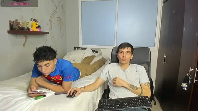 Snapshot of Noxx_starkK chatting on October 27, 2025, 1:28 am Noxx starkK online show from October 27, 2025, 1:28 am