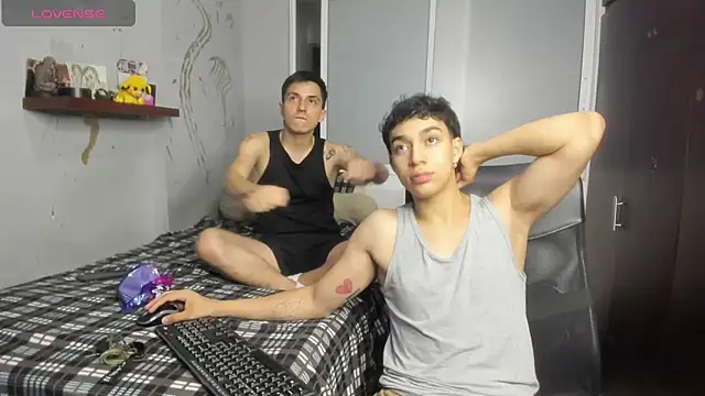 Snapshot of Noxx_starkK chatting on September 21, 2025, 11:54 pm Noxx starkK online show from September 21, 2025, 11:54 pm