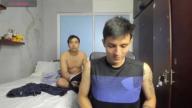 Snapshot of Noxx_starkK chatting on September 29, 2025, 12:28 am Noxx starkK online show from September 29, 2025, 12:28 am