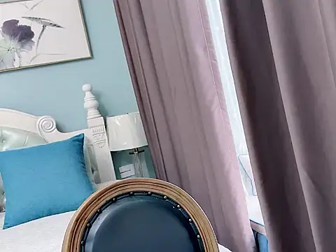 Snapshot of sarah111 chatting on October 18, 2025, 2:24 am sarah111 online show from October 18, 2025, 2:24 am